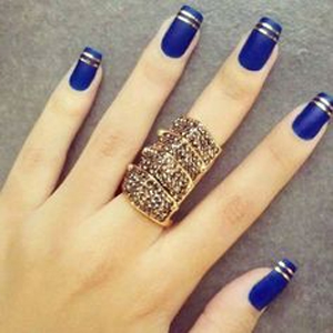 Unha decorada azul