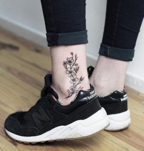tattoo fine line