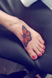tatuagem no pé new school