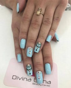 unhas com pedras ideias de decoração