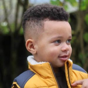 corte de cabelo crespo masculino infantil