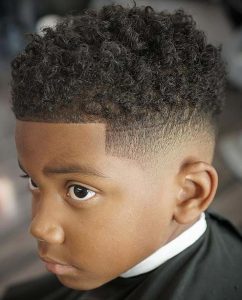 corte de cabelo crespo masculino infantil