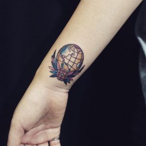 Tatuagem no Pulso Old School