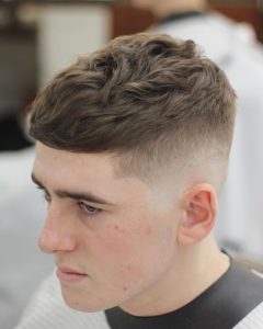 Corte de cabelo degradê Caesar