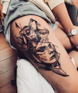 Tatuagem feminina de lobo grande 2021