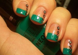 unhas decoradas verdes francesinha 1