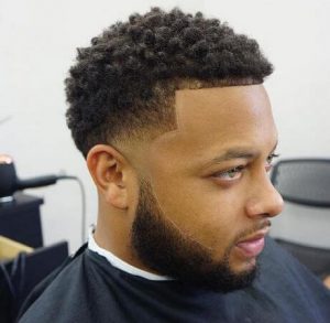 Corte de cabelo degradê americano