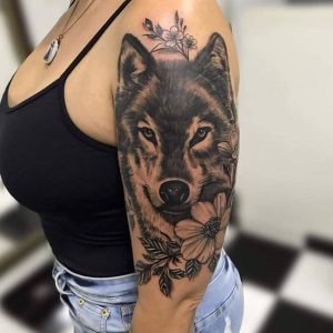 Tatto realista do lobo (Pinterest)