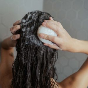 lavar cabelo