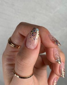 nails glitter