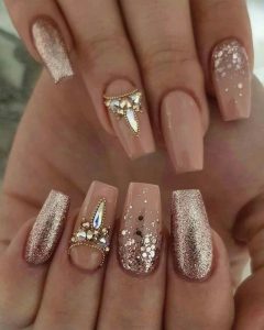 unhas 3