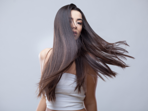 cabelo-longo-acelerar-crescimento-dos-fios-em-casa-1024x768