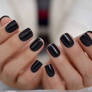 unhas pretas