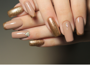 Tendências de unhas para mulheres de 50 anos