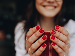 Unhas-decoradas-com-vermelho-1024x768