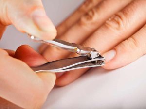 Restaurar-as-unhas-apos-alongamento-acrilico-1-1024x768