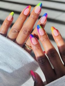 unhas coloridas francesinhas