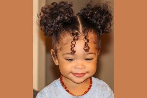penteados cabelo cacheado infantil