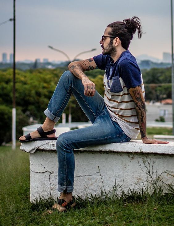 Sandália Papete Masculina com calça jeans