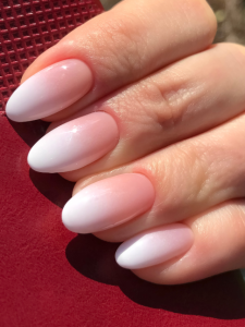 Inspiracoes-de-Unhas-Delicadas-e-Elegantes