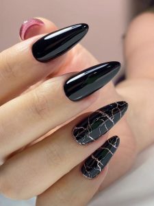 cropped-unhas-pretas-elegantes.jpg