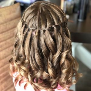 penteado entrelaçado