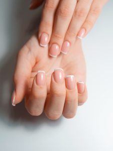 unhas fortes depois dos 50 anos