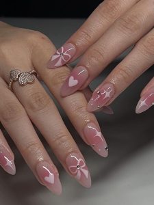 Unhas coreanas - Marca e Cor desconhecidos (Pinterest)