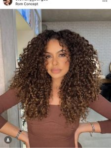 cropped-Mechas-em-cachos-com-tecnica-maos-livres-Pinterest.jpg