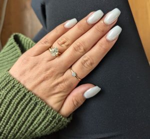 Esmaltes perolados - marca desconhecida (Pinterest)