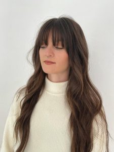 cabelo longo com franjas