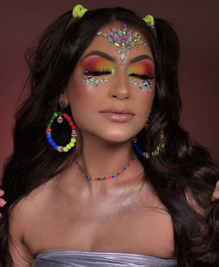 maquiagens com enfeite para carnaval
