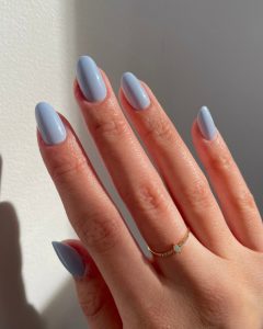 azul sereno cores de unhas para março