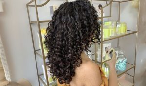 Cortes de cabelo femininos atemporais longo em camadas